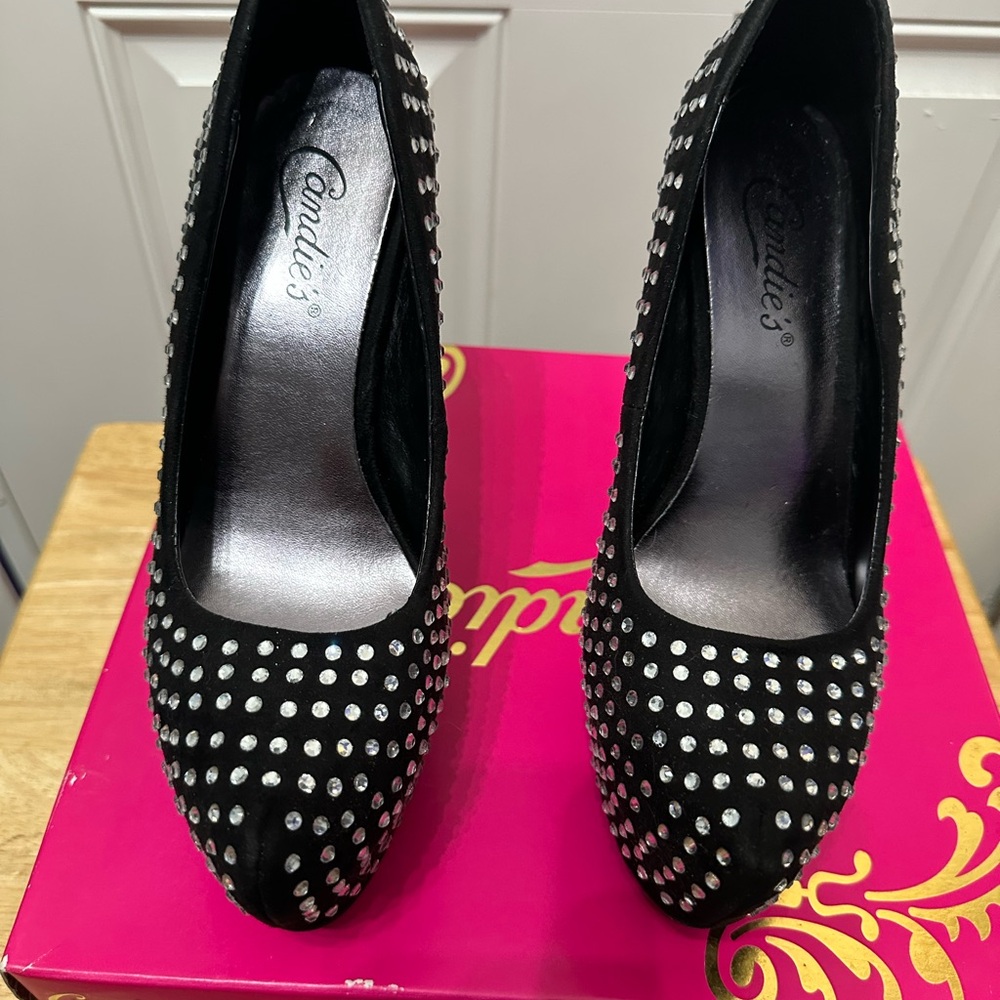 Candie's Black Rhinestone Studded Heels Size 8 NWOT